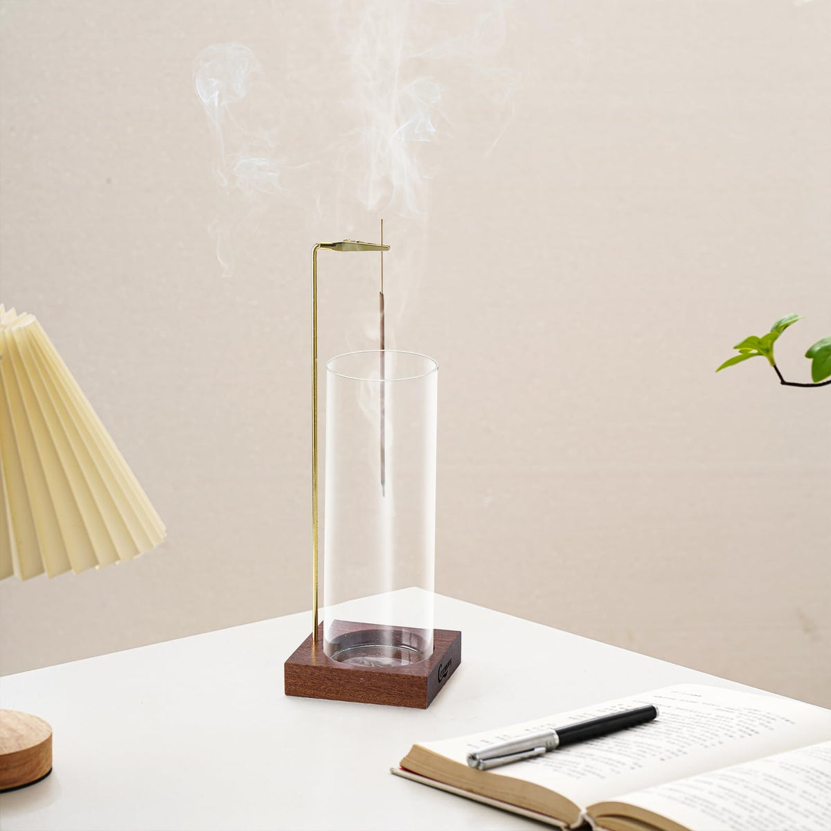 CEREMONY Incense Holder - Transparent Round view 3