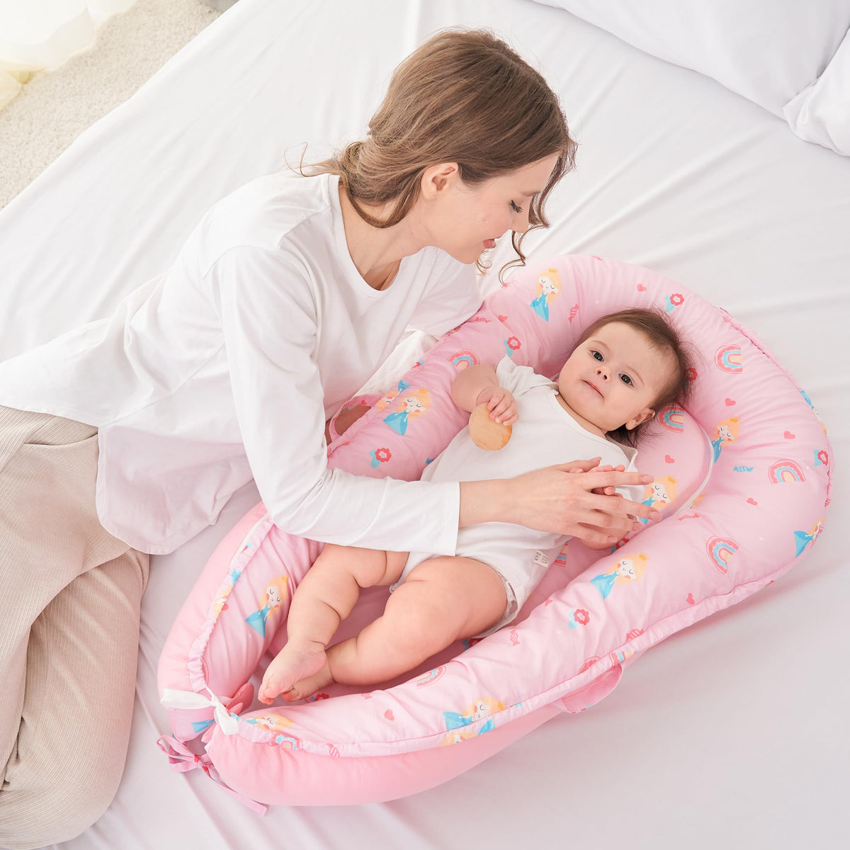 Viviland Baby Lounger Cover - Princess view 1