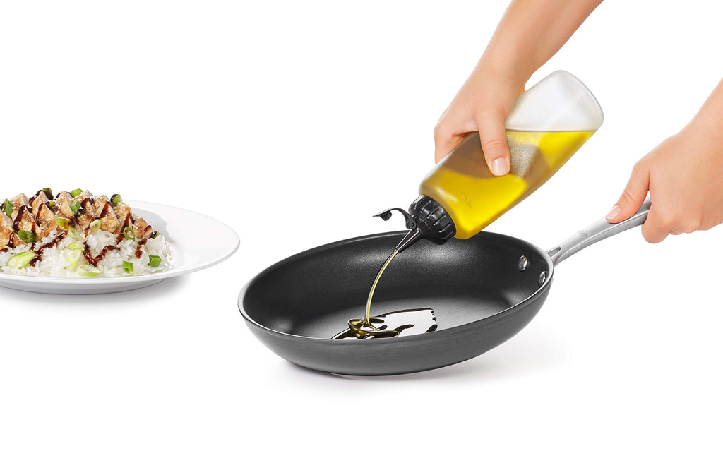 OXO Good Grips Chef's Squeeze Bottle - 470 ml view 9
