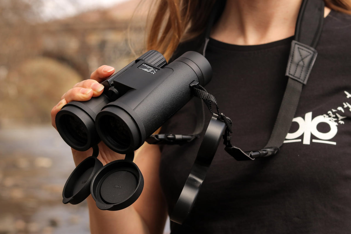 Opticron Oregon 4 PC Oasis Binoculars - 10x42 view 4