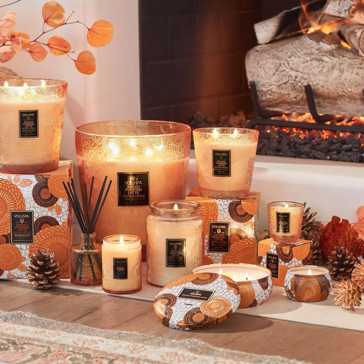 Voluspa Large Scented Candle Jar 18 Oz, 100 Hr Burn - 21 - Spiced Pumpkin Latte view 5