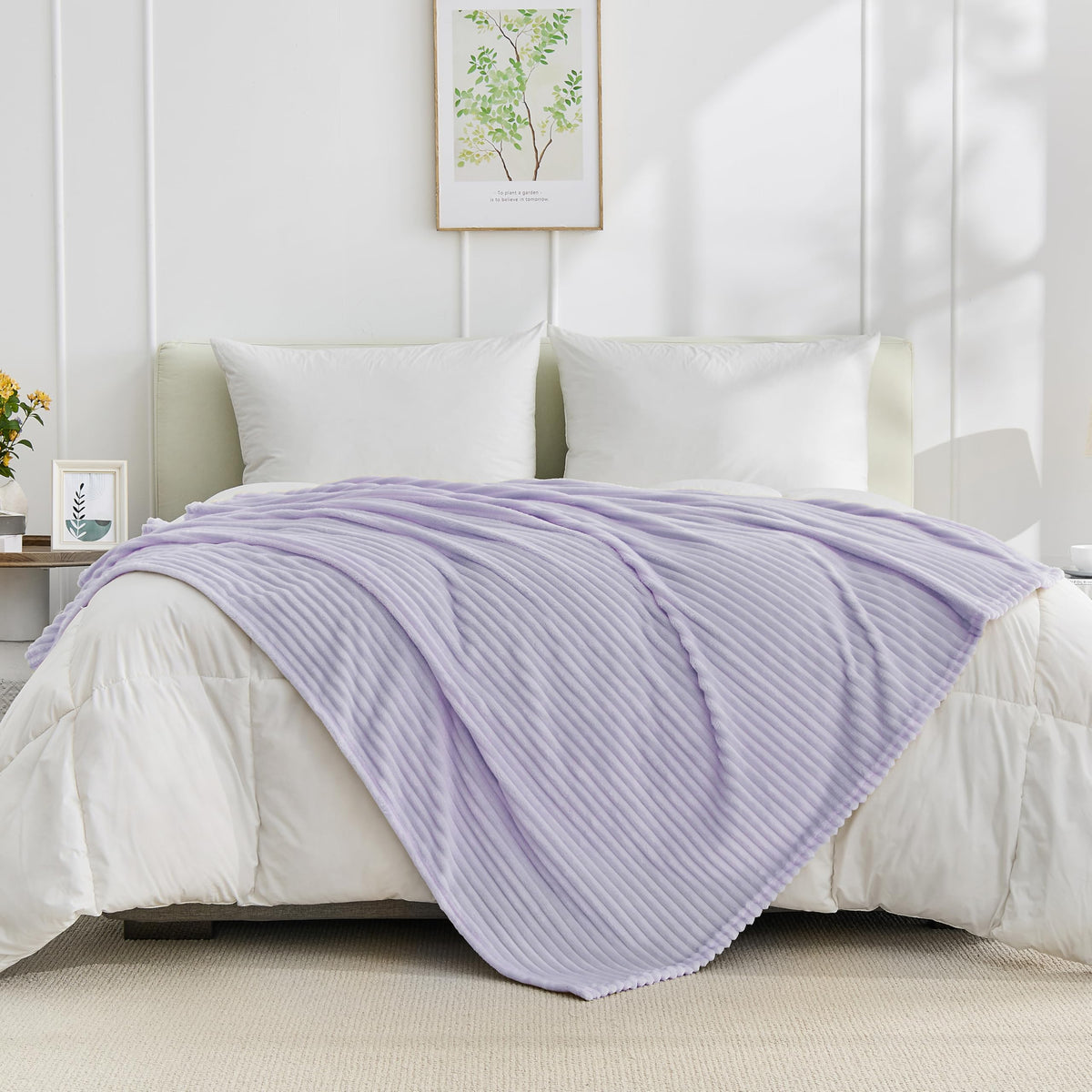 Bnuitland Light Purple Throw Blanket