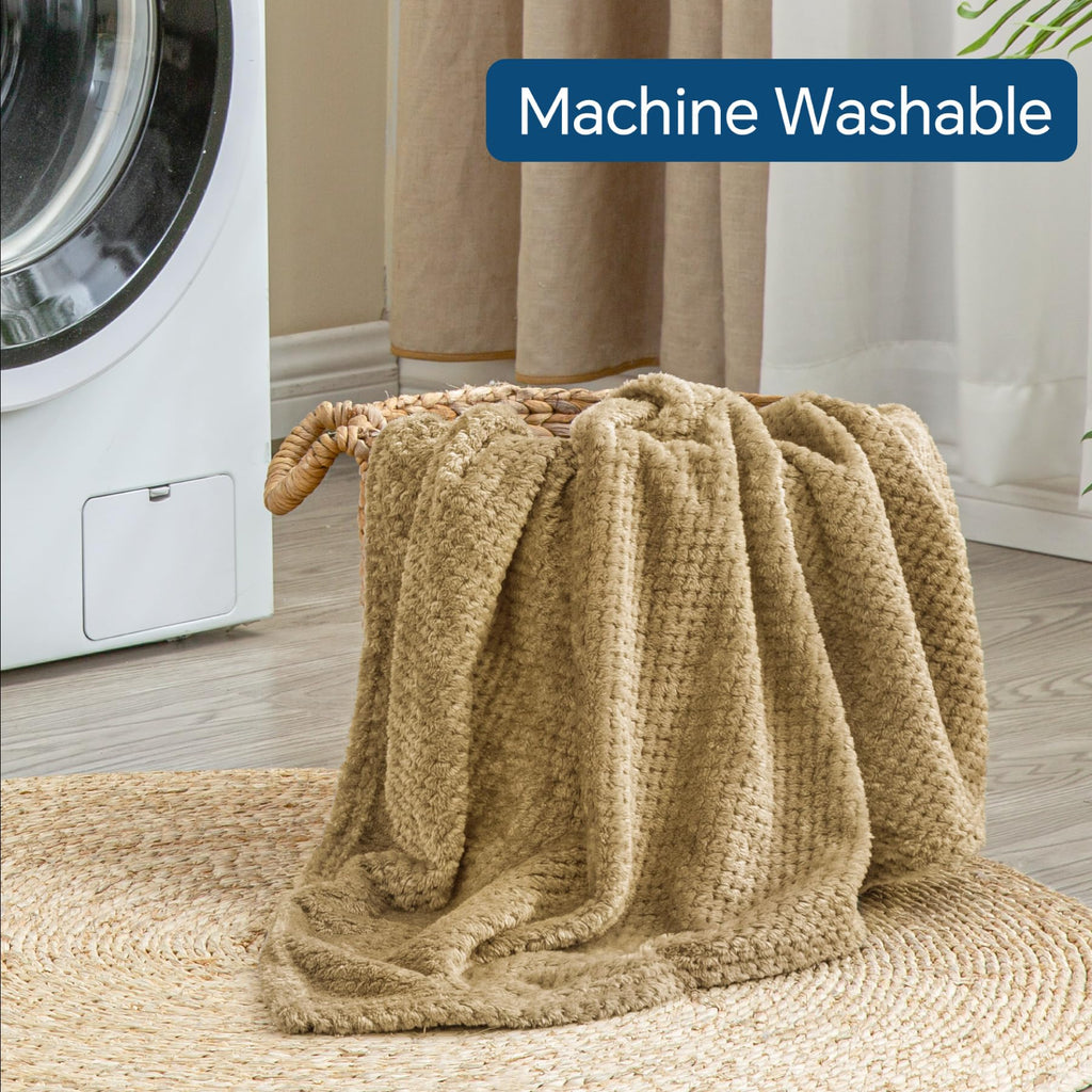 BEDELITE Travel Blanket with Bag, Jacquard Fleece Blanket 65"x40" - Camel view 8