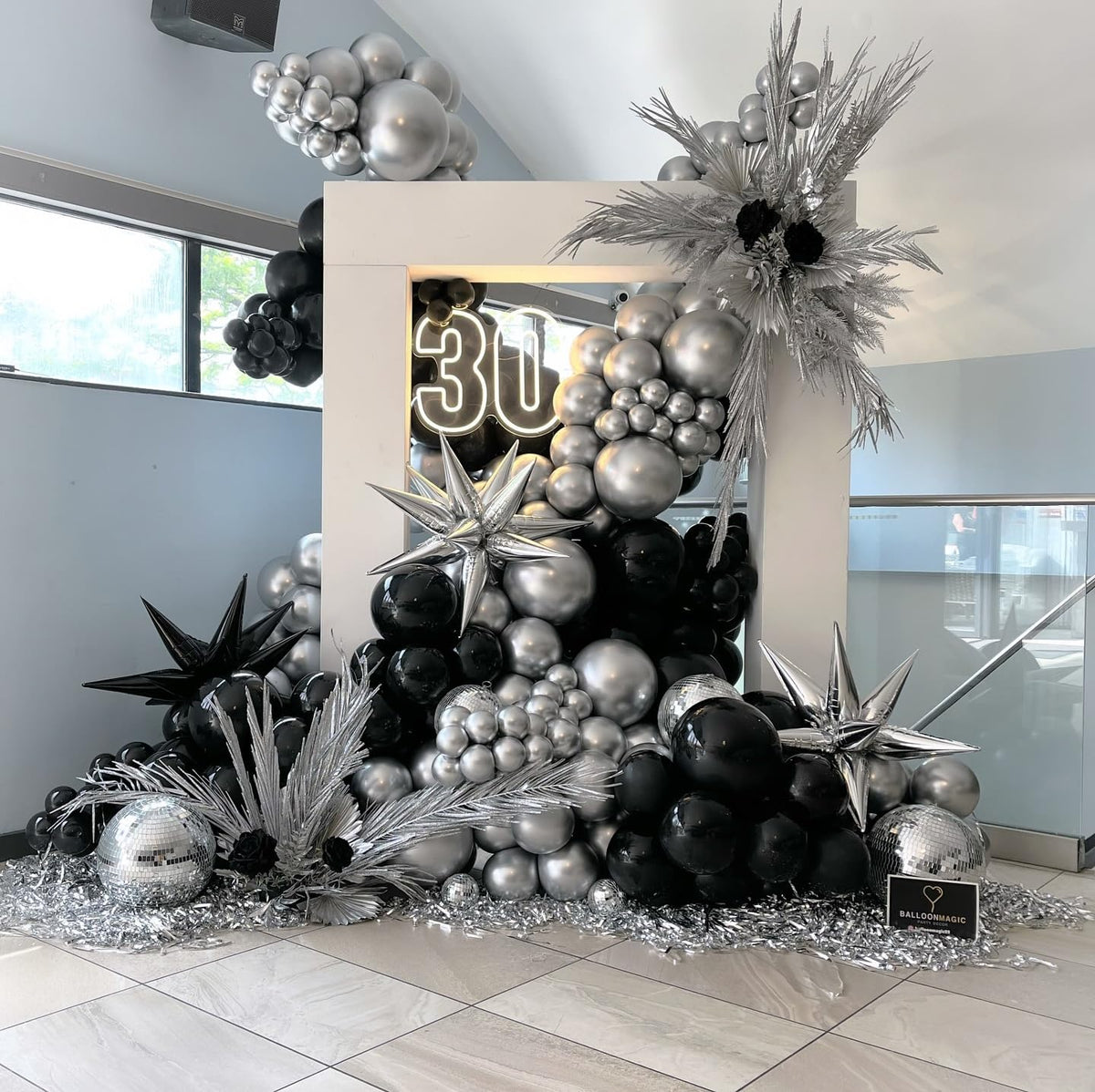ADOINBY Balloons Arch Kit - Black and Silver view 2