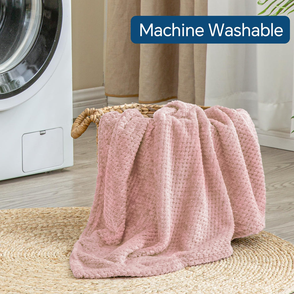 BEDELITE Travel Blanket with Bag, Jacquard Fleece Blanket 65"x40" - Pink view 7