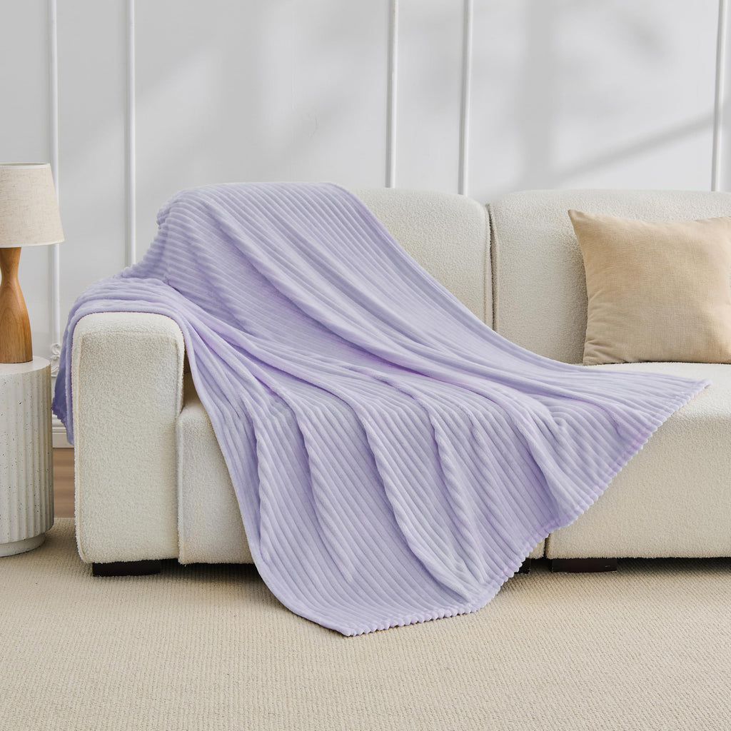Bnuitland Light Purple Throw Blanket