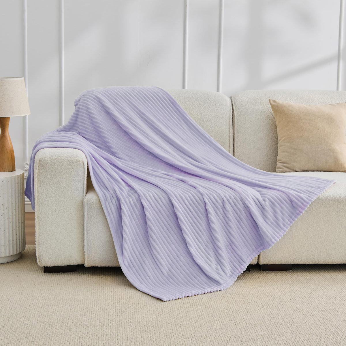 Bnuitland Light Purple Throw Blanket