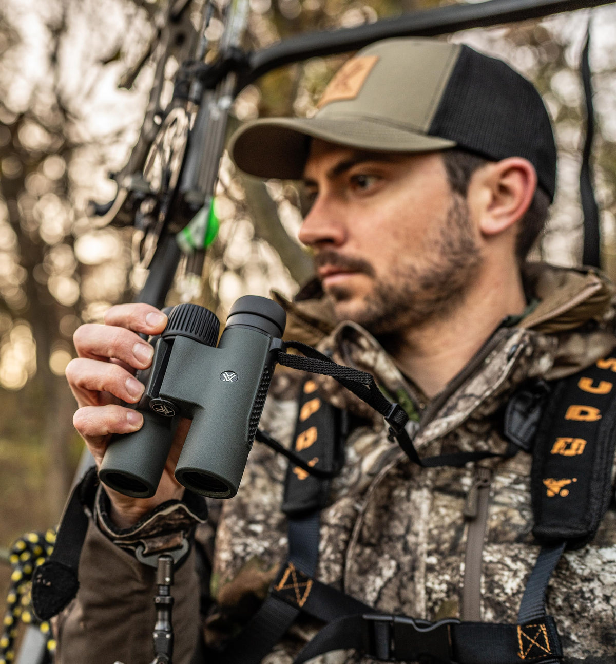 Vortex Triumph HD 10x28 Binoculars (TRI-1028)